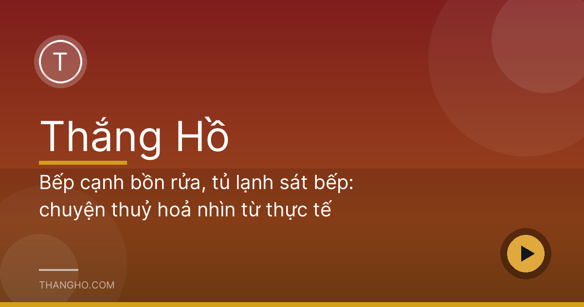 Mặt bếp có bồn rửa và bếp nấu cách nhau bởi khoảng bàn sơ chế