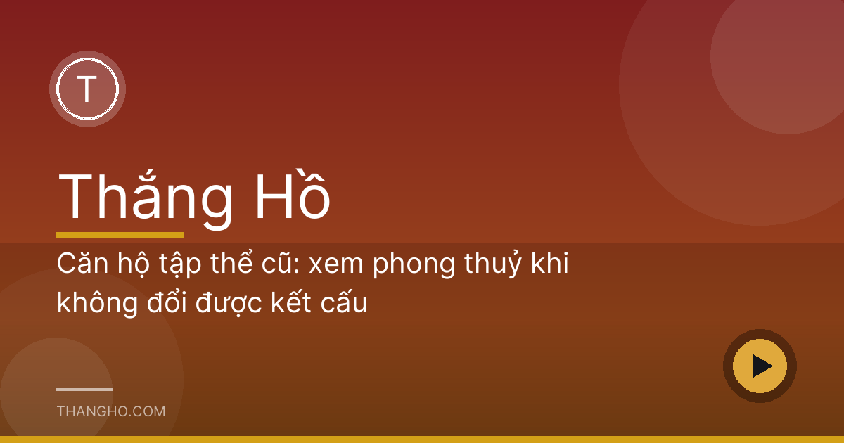 Một căn hộ tập thể cũ được sửa sang sáng sủa với cửa sổ mở