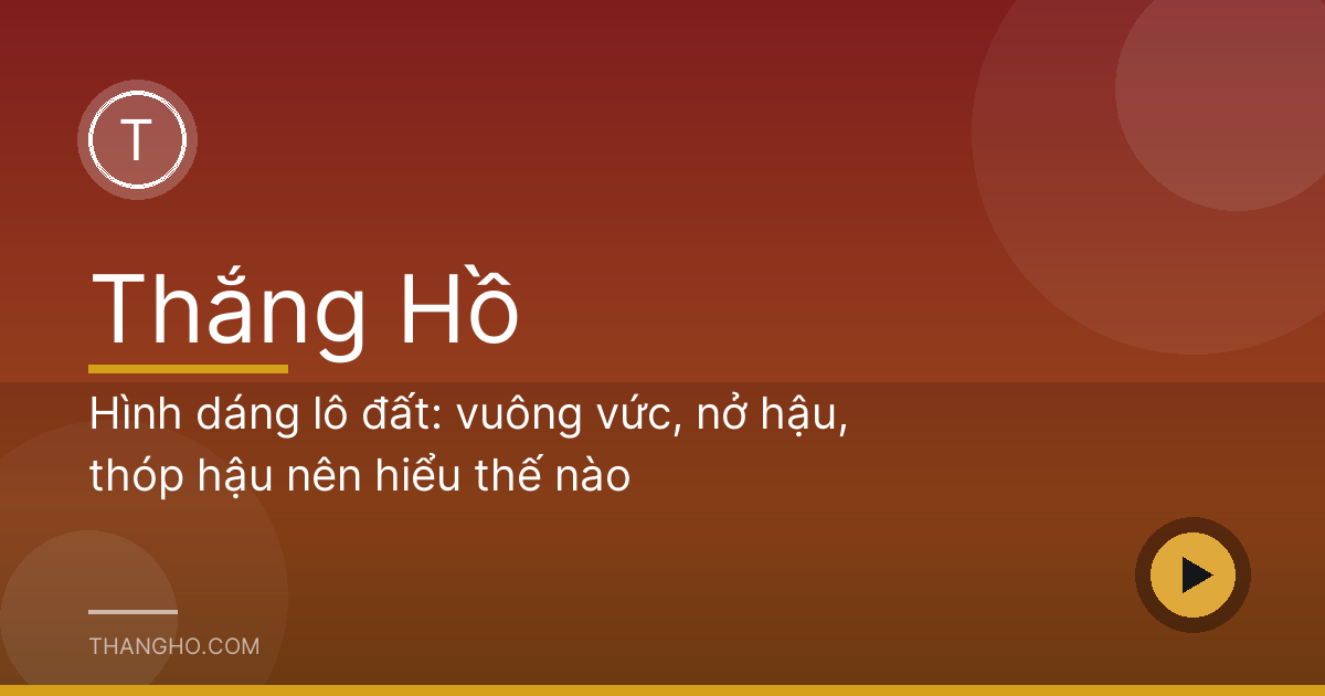Một lô đất trống hình chữ nhật được cắm mốc ở ven đô